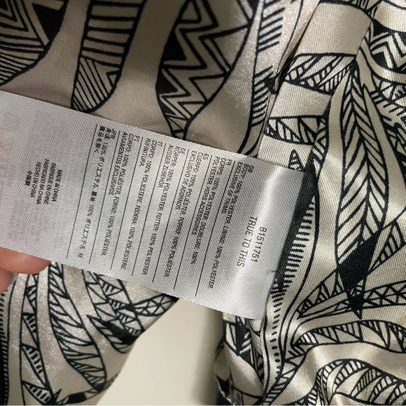 Volcom Bomber Jacket - Picture 13 of 13